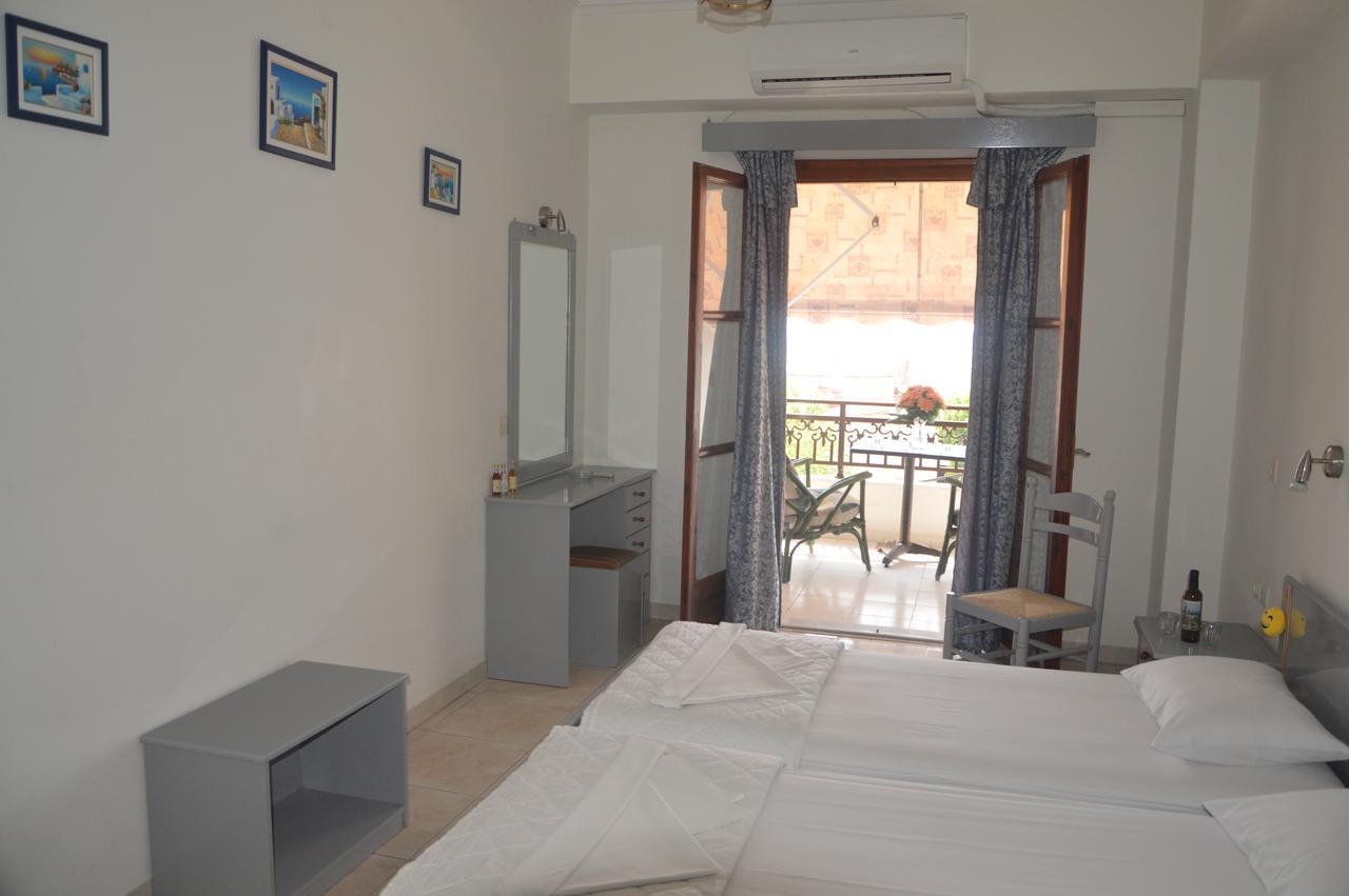 Friendly Studios Ireo  Dış mekan fotoğraf